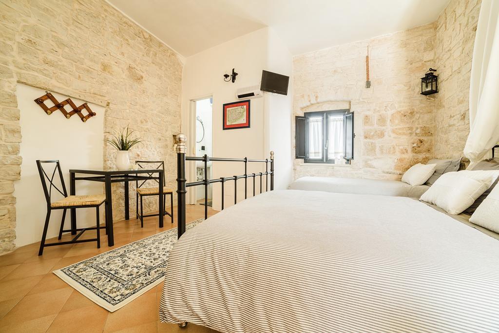 La Torre Storica Bed & Breakfast Bitonto Exterior photo
